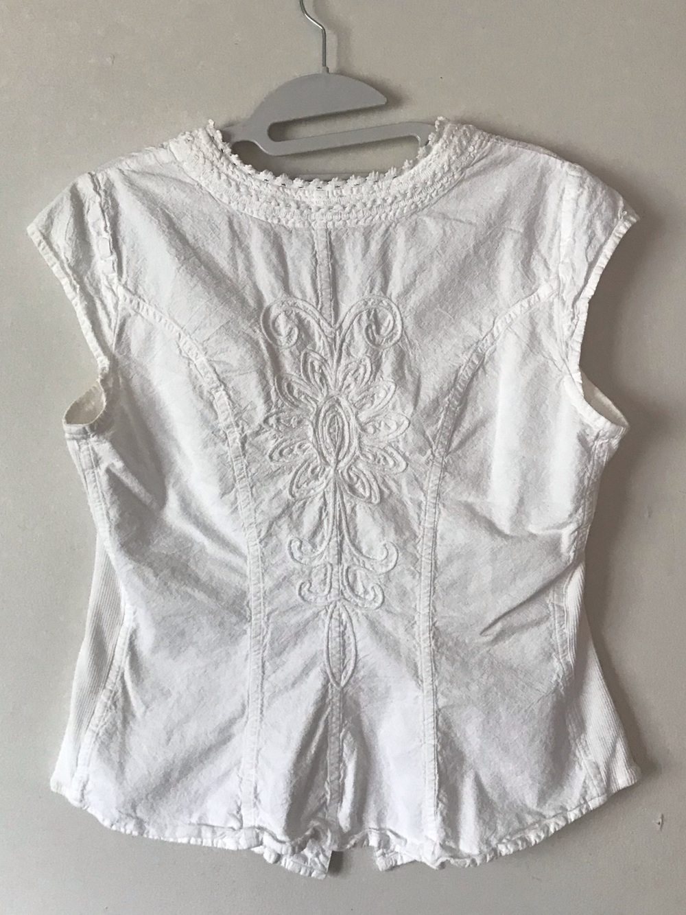 Soft Surroundings White Button-Front Cap Sleeve Blouse - Picture 2 of 7